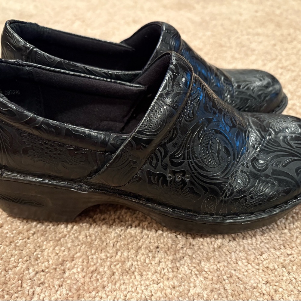 b.o.c. Black Embossed Mules